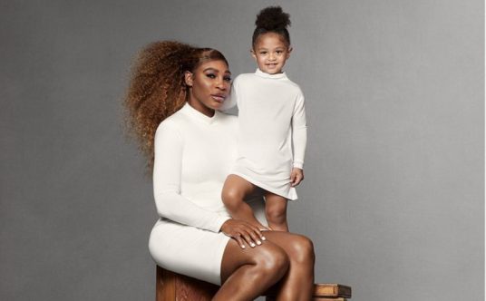 Serena-Williams-and-daughter-Olympia-in-Stuart-Weitzman-campaign-536x332